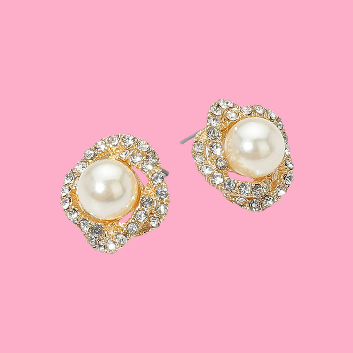 The Rona Pearly Sparkle Stud
