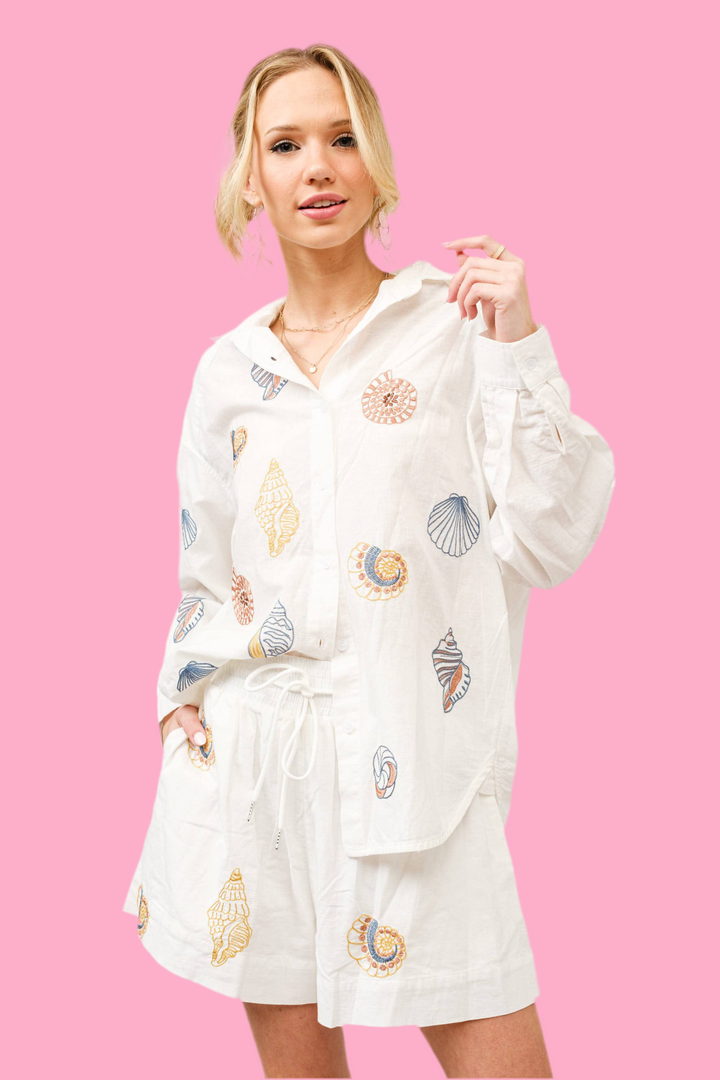 Seashell Embroidered Set
