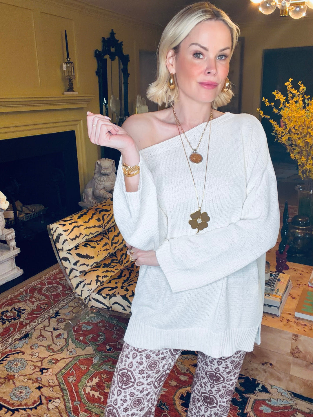 OFF SHOULDER TUNIC SWEATER