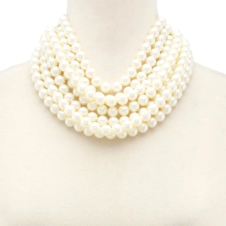 CHUNKY BEADED LAYERED NECKLACE